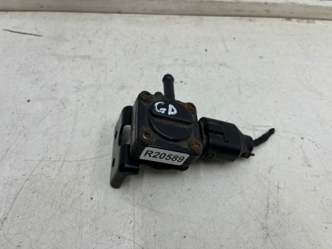 Czujnik ciśnienia spalin Hyundai Grandeur IV Sonata V NF Santa Fe Carnival 05-11r. wydechowy DPF czujnik ciśnienia 39210-27450