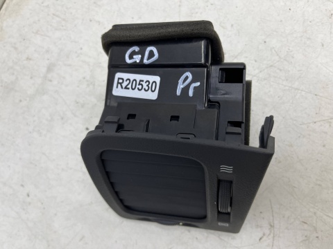 Kratka nawiewu Hyundai Grandeur IV 05-11r. PRAWA nadmuchu deski wnętrza 97490-3l000