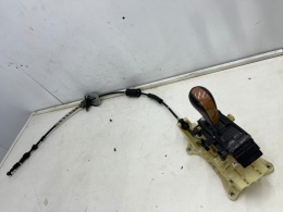 Lewarek zmiany biegów Hyundai Grandeur IV 05-11r. wybierak dźwignia 2.2d AUTOMAT linka 46700-3lxxx