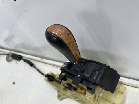 Lewarek zmiany biegów Hyundai Grandeur IV 05-11r. wybierak dźwignia 2.2d AUTOMAT linka 46700-3lxxx