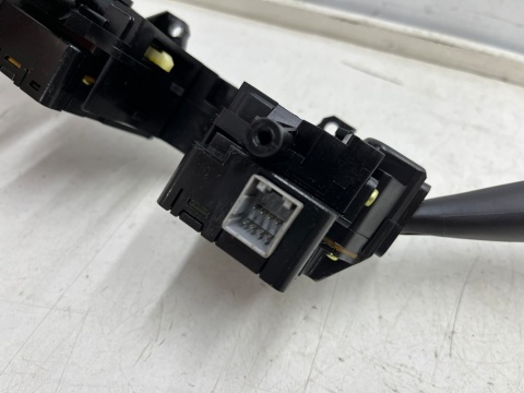 Manetka Hyundai Grandeur IV 05-11r. pająk przełącznik zespolony kierunkowskazów wycieraczek