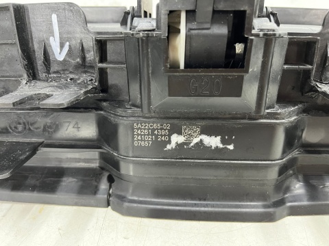 Osłona chłodnicy BMW 3 G20 G21 M-PAKIET 18-22r. DOLNA żaluzja roleta kierownica wlot powietrza zderzaka pasa przedniego 187156