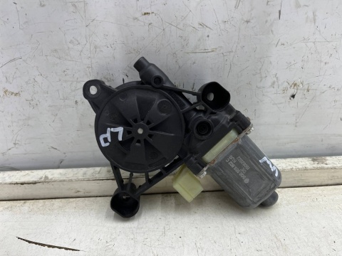 Podnośnik szyb VW Golf VII Tiguan Audi A3 8y Q2 Leon Macan 12r.- lewy przedni silniczek podnoszenia szyby lewy przód 5q0959802c