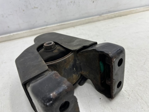 Poduszka silnika Hyundai Grandeur IV Sonata V NF 05-11r. 2.2 CRDi diesel mocowanie łapa silnika 21934-3k100