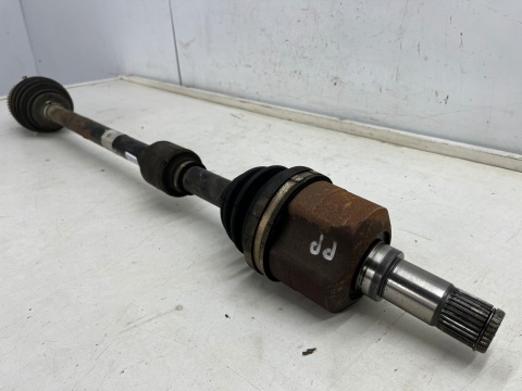 Półoś Hyundai Grandeur IV 05-11r. 2.2 CRDi diesel automat PRAWA przednia półoś napędowa DŁUGA prawy przód 49500-3l360