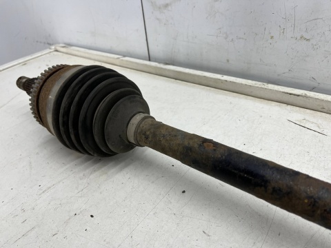 Półoś Hyundai Grandeur IV 05-11r. 2.2 CRDi diesel automat PRAWA przednia półoś napędowa DŁUGA prawy przód 49500-3l360