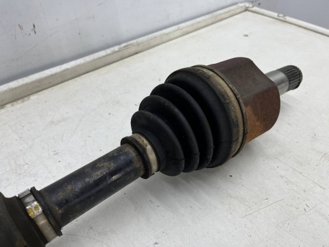 Półoś Hyundai Grandeur IV 05-11r. 2.2 CRDi diesel automat PRAWA przednia półoś napędowa DŁUGA prawy przód 49500-3l360