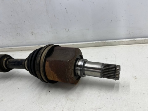 Półoś Hyundai Grandeur IV 05-11r. 2.2 CRDi diesel automat PRAWA przednia półoś napędowa DŁUGA prawy przód 49500-3l360