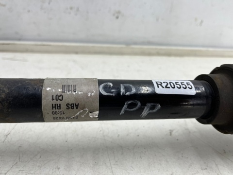 Półoś Hyundai Grandeur IV 05-11r. 2.2 CRDi diesel automat PRAWA przednia półoś napędowa DŁUGA prawy przód 49500-3l360