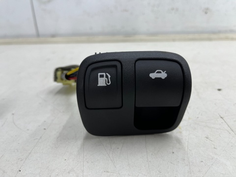 Przełącznik Hyundai Grandeur IV 05-11r. przycisk otwierania klapy bagażnika klapki wlewu paliwa 93555-3l000