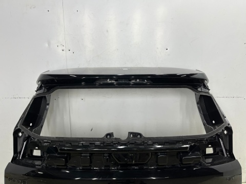 Klapa bagażnika Peugeot 5008 2 II 17-24r. tylna 9812068877