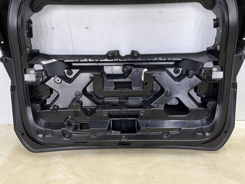 Klapa bagażnika Peugeot 5008 2 II 17-24r. tylna 9812068877