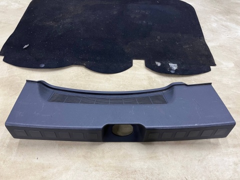 Tapicerka Mitsubishi Colt VI 6 Z30 3Drzwi 04-12r. wykładzina wkład mata dywan boczek boczki bagażnika KOMPLET 