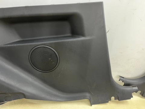 Tapicerka Mitsubishi Colt VI 6 Z30 3Drzwi 04-12r. wykładzina wkład mata dywan boczek boczki bagażnika KOMPLET 