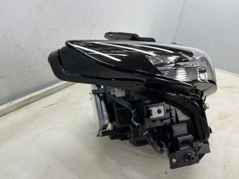 Lampa reflektor Mazda 3 IV BP 19r.- PRAWA przednia LED prawy przód 8 pin EUROPA bcjh-51030