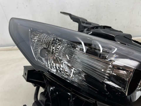 Lampa reflektor Mazda 3 IV BP 19r.- PRAWA przednia LED prawy przód 8 pin EUROPA bcjh-51030