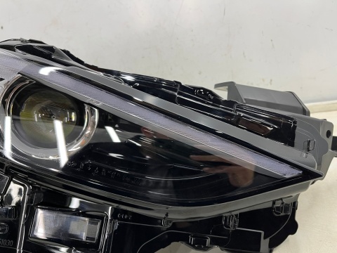 Lampa reflektor Mazda 3 IV BP 19r.- PRAWA przednia LED prawy przód 8 pin EUROPA bcjh-51030