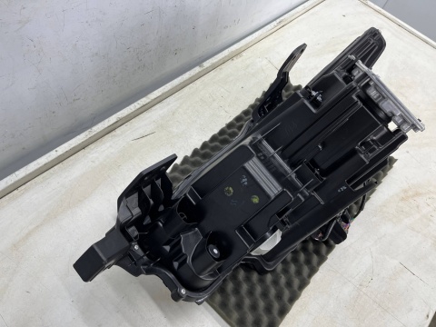 Lampa reflektor Mazda 3 IV BP 19r.- PRAWA przednia LED prawy przód 8 pin EUROPA bcjh-51030