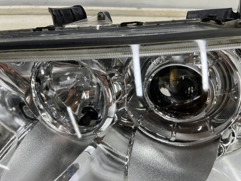 Lampa reflektor Mitsubishi L200 LIFT 10-15r. Pajero Sport II 03-16r. LEWA przednia soczewka lewy przód EUROPA 8301a877