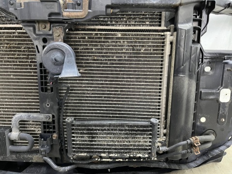 Pas przedni Hyundai Grandeur IV 05-11r. 2.2 CRDi diesel kompletny z wiatrakiem chłodnicami wody klimy okular wzmocnienie