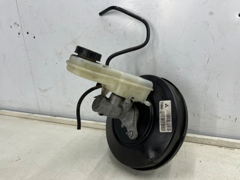 Pompa hamulcowa Mitsubishi Colt VI 6 Z30 04-12r. 1.1B 1.3B serwo wspomaganie hamulca P4625A245