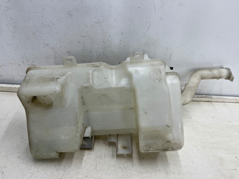 Zbiorniczek spryskiwaczy Mitsubishi Colt VI 6 Z30 Smart Forfour w454 04-12r. na płyn do szyby silniczek pompka mn105383