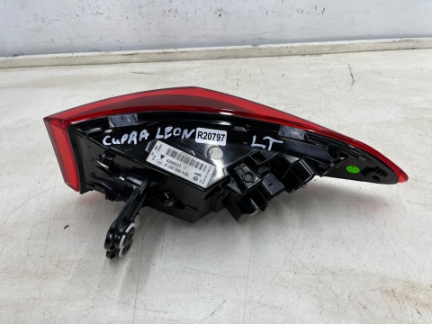 Lampa Cupra Leon HB 5Drzwi LIFT 24r.- full LED lewa tylna oryginalna lewy tył Europa 5fa945207d