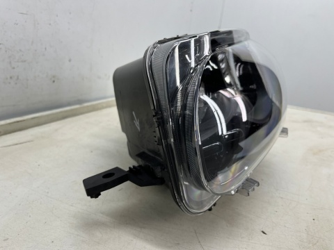 Lampa reflektor Citroen Berlingo III 3 Multispace 18-23r. lewa przednia wersja osobowa lewy przód 9816825180