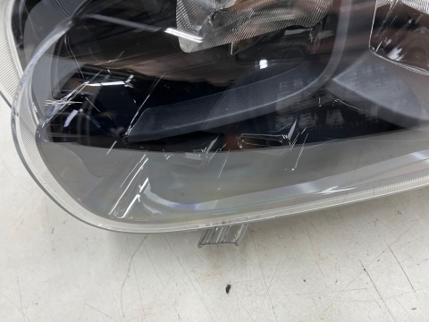 Lampa reflektor Citroen Berlingo III 3 Multispace 18-23r. lewa przednia wersja osobowa lewy przód 9816825180