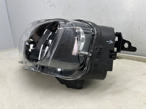 Lampa reflektor Citroen Berlingo III 3 Multispace 18-23r. lewa przednia wersja osobowa lewy przód 9816825180