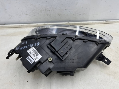 Lampa reflektor Citroen Berlingo III 3 Multispace 18-23r. lewa przednia wersja osobowa lewy przód 9816825180
