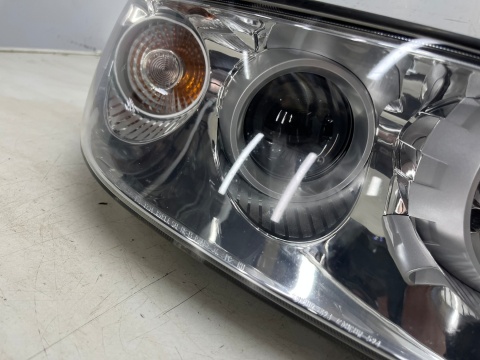Lampa reflektor Hyundai Grandeur IV 05-10r. PRAWA przednia kompletna Xenon ksenon Europa oryginal prawy przód 92102-3l1xx