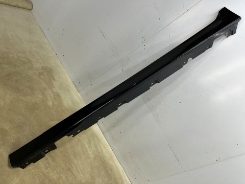 Nakładka progu BMW 5 F10 F11 sedan kombi 10-17r. lewa listwa próg zewnętrzny 7184773