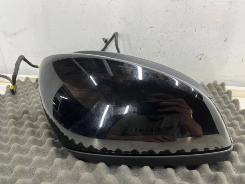 Lusterko Audi A3 8y 20r.- PRAWE elektryczne FOTOCHROM zewnętrzne EUROPA 14 pin