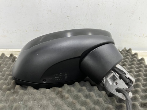 Lusterko Audi A3 8y 20r.- PRAWE elektryczne FOTOCHROM zewnętrzne EUROPA 14 pin