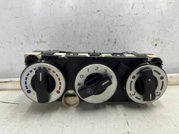 Panel klimatyzacji Mitsubishi Colt VI 6 Z30 LIFT 08-12r. nawiewu sterowania nawiewem wentylacją p7020a257-d