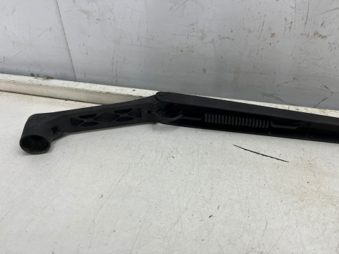 Ramię wycieraczki Mitsubishi Colt VI 6 Z30 04-12r. prawa strona pasażera