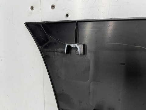 Listwa Iveco Daily 4 IV 14r.- prawa przednia dolna nakładka drzwi pasażera prawy przód 5801808059 5801808067