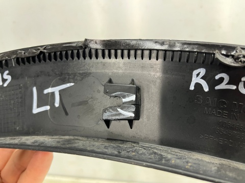 Listwa MG HS EHS 18r.- lewy tylny rant nadkola błotnika zderzaka nakładka lewy tył 10646893 654572627