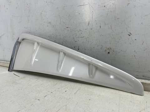 Listwa MG Marvel R Rising Marvel R 21r.- prawa nakładka błotnika przedniego prawy przód biała 10274228