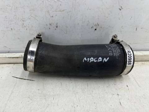 Rura Porsche Macan I 95b 14r.- przewód dolotowy intercoolera wąż powietrza 95b145368a