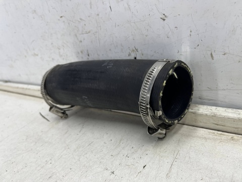 Rura Porsche Macan I 95b 14r.- przewód dolotowy intercoolera wąż powietrza 95b145368a