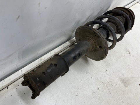 Amortyzator Dacia Logan 1 I Sandero 05-14r. 1.5 dCi przedni LEWY PRAWY mcpherson sprężyna 8200749005