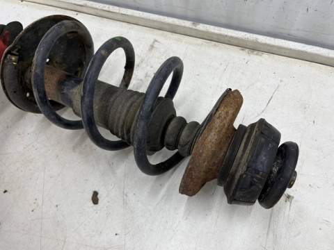 Amortyzator Dacia Logan 1 I Sandero 05-14r. 1.5 dCi przedni LEWY PRAWY mcpherson sprężyna 8200749005