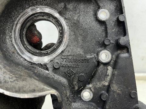 Obudowa rozrządu Renault Megane 2 II Scenic 2 II 02-09r. pokrywa osłona 8200156475