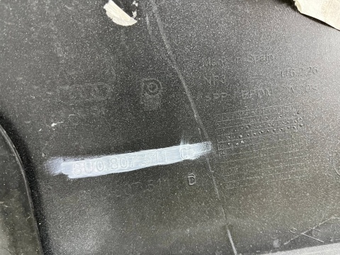 Zderzak tylny Audi Q3 8U 1 I 11-14r. Przedlift tył 4XPDC 8U0807511C