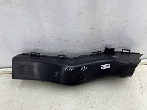 Kanał powietrza BMW X5 E70 06-13r. prawa przednia kierownica zderzaka chłodzenia hamulców M-PAKIET 8037140