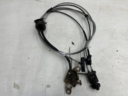 Linka maski Dacia Logan I 05-14r. klamka uchwyt cięgno otwierania pokrywy silnika zamek linka regulacji światel