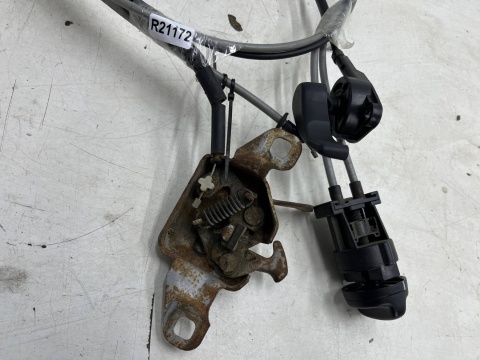 Linka maski Dacia Logan I 05-14r. klamka uchwyt cięgno otwierania pokrywy silnika zamek linka regulacji światel