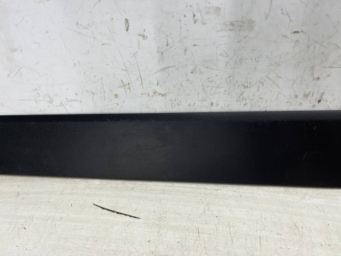 Listwa Seat Arona 17r.- lewa przednia DOLNA nakładka drzwi boczna lewy przód 6f9853959